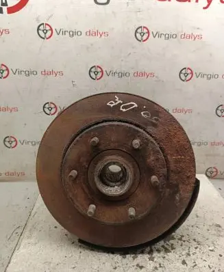 Mitsubishi L200 Front wheel hub