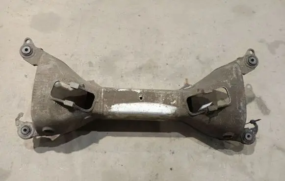 Citroen C5 Rear subframe