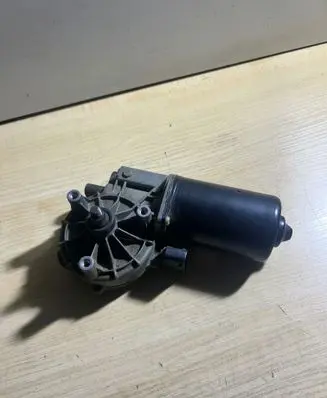 BMW 5 E39 Wiper motor 404202 8360603 4133A