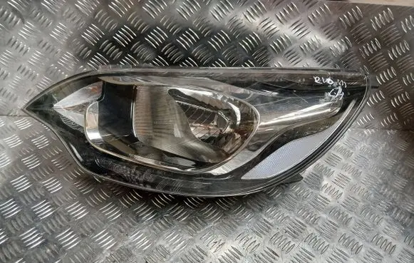 KIA Rio Headlight/headlamp 921011WXXX