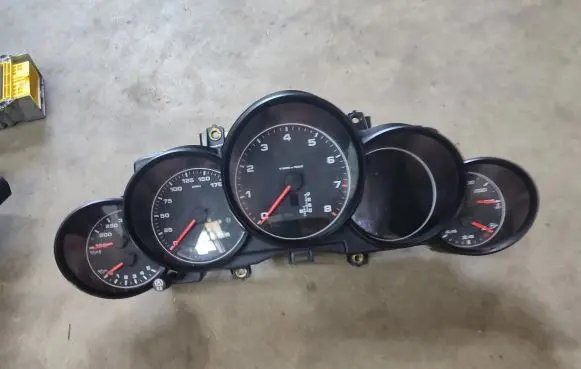 Porsche Cayenne (92A) Speedometer (instrument cluster) 7P5920900AL