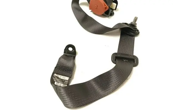 Opel Mokka Rear seatbelt 95403033R
