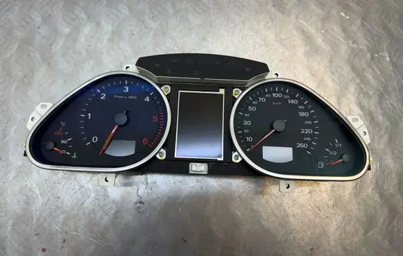 Audi Q7 4L Speedometer (instrument cluster) 5550007301