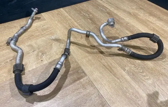 Jaguar F-Type Gearbox oil cooler pipe/hose EX5319N602AF FG319N602AF