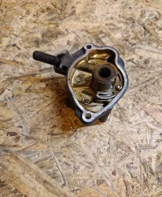 Mercedes-Benz E W212 Vacuum pump A6512300165 GD01497 ENAC46000