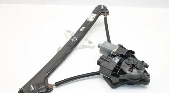 Volkswagen Golf VII Rear door window regulator with motor 5G4839461C