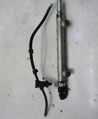 Opel Mokka Fuel main line pipe 55570022