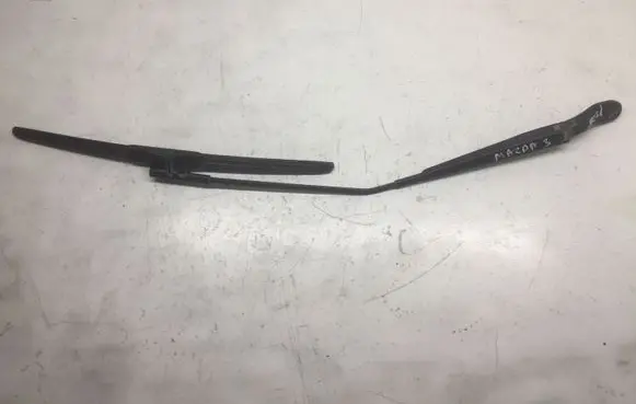 Mazda 3 I Windshield/front glass wiper blade 