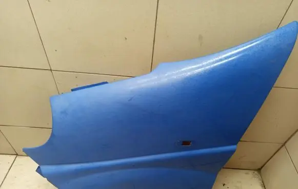 Opel Vivaro Fender
