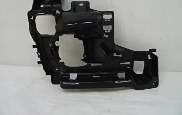 Citroen DS4 Fog light bracket 9670743080