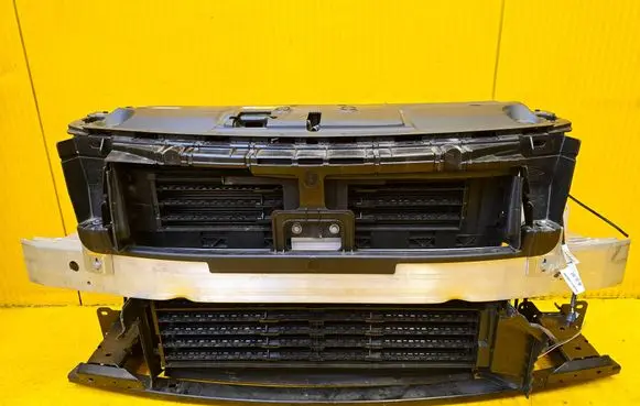 Peugeot 308 Radiator set 9848984180