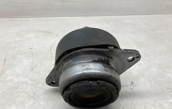 Ford Mustang VI Engine mount bracket BR336038AB