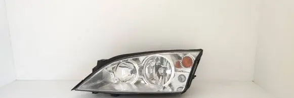 Ford Mondeo Mk III Headlight/headlamp 206246B