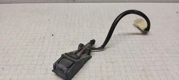 Volkswagen PASSAT B5.5 Windshield washer spray nozzle 6E0955986B