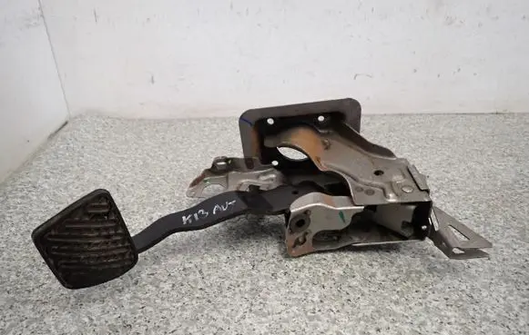 Nissan Micra Pedal assembly 