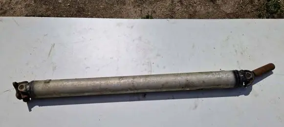 Nissan Navara Rear driveshaft/prop shaft 