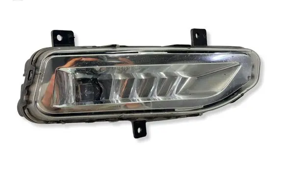 Nissan Leaf I (ZE0) Front fog light 261508995C L90192587