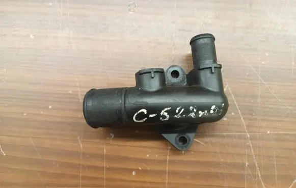 Peugeot 607 Engine coolant pipe/hose