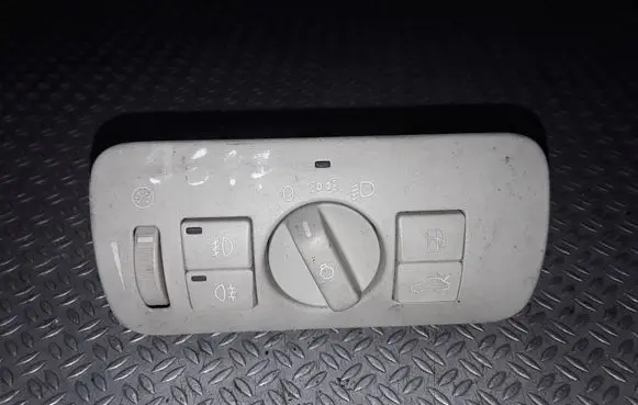 Volvo XC60 Light switch 30739422