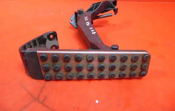 Mercedes-Benz SLK R170 Accelerator throttle pedal