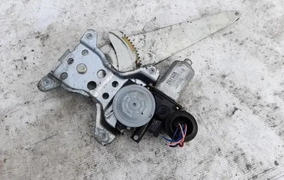 Toyota Corolla Verso E121 Sliding door window regulator with motor