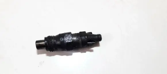 Renault Laguna I Fuel injector kca17s42