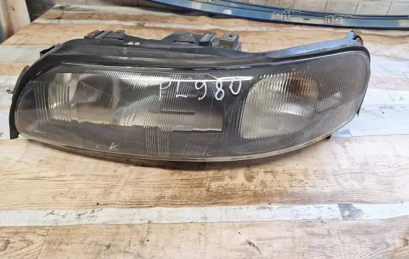 Volvo V70 Headlight/headlamp 8662919 89006878 0502A0111
