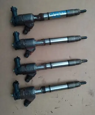 KIA Sportage Fuel injectors set 338002A610 0445110589