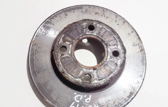 Ford Focus Front brake disc ventiliuojamas
