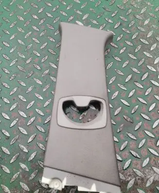 BMW 5 E60 E61 (B) pillar trim (top) 7027087 52107010
