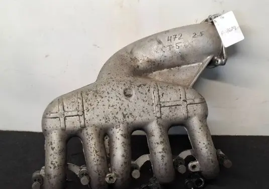 Volkswagen Multivan T5 Intake manifold 070129713F
