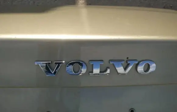 Volvo S80 Manufacturer badge logo/emblem 