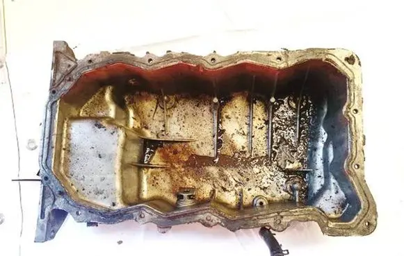 Oil sump