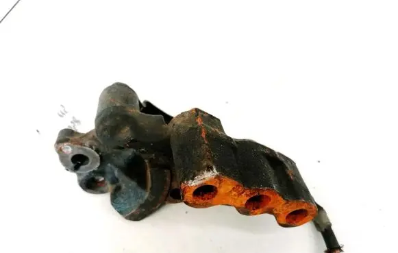 Honda CR-V Engine mounting bracket