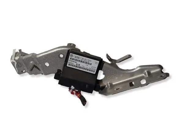 Volkswagen Sharan Gateway control module 7N0907530A 1K0907951