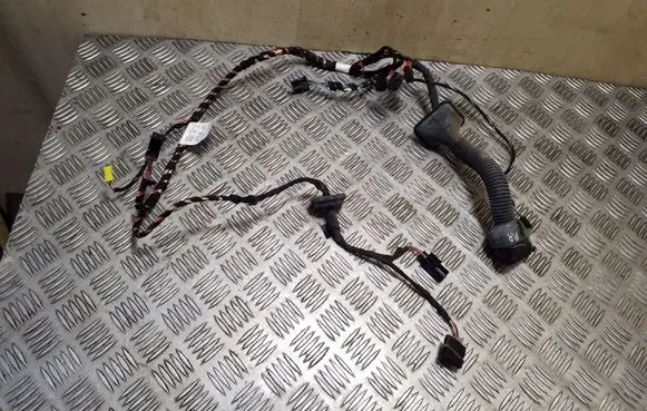 Mercedes-Benz ML W164 Front door wiring loom 13709763
