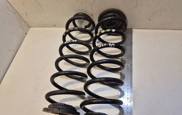 Skoda Octavia Mk2 (1Z) Rear coil spring