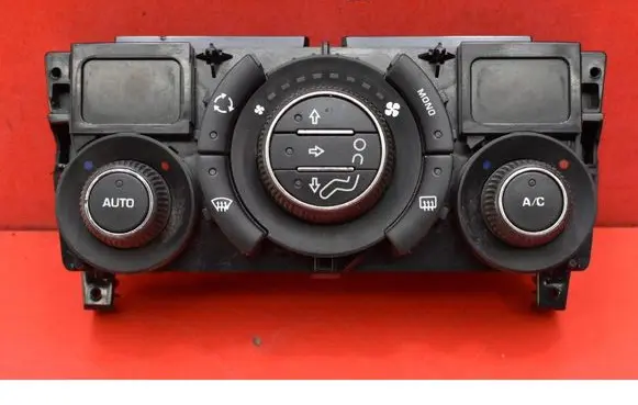 Peugeot 308 Climate control unit 96850724XT00
