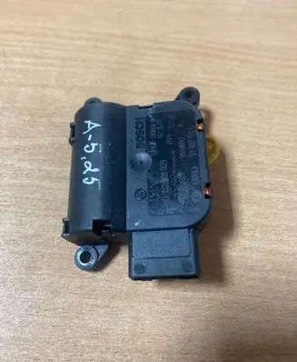 Audi TT Mk1 Air flap motor/actuator 1J1907511E 983988U 0132801329