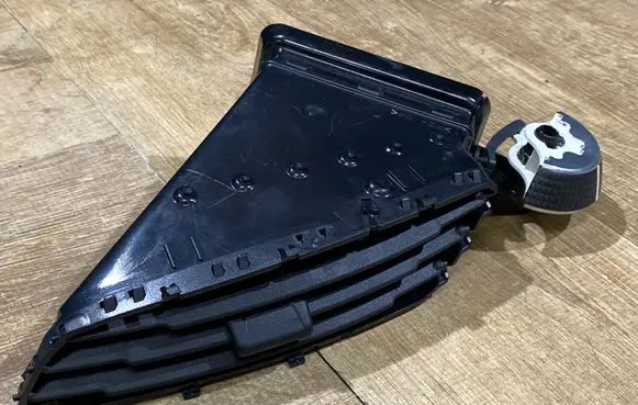 Ford Kuga II Other exterior part F1CBR014L21B 3199119 08022018