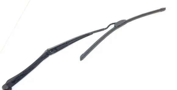 Toyota RAV 4 (XA30) Windshield/front glass wiper blade 1894
