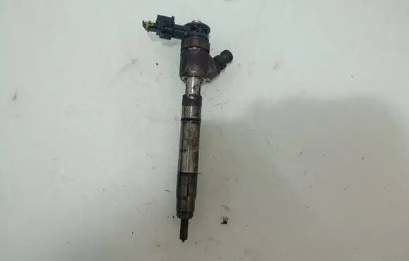 KIA Sportage Fuel injector 0445110589