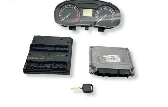 Skoda Fabia Mk2 (5J) Engine ECU kit and lock set 03D906023 3D906023 5WP4084604