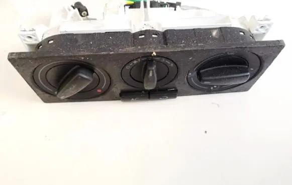 Volkswagen Golf IV Climate control unit 1J0820045F