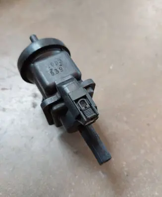 Mercedes-Benz A W168 Turbo solenoid valve A0005450427