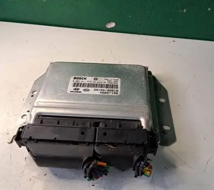 KIA Sorento Engine control unit/module 391004A810 A6B5TI00 0281011579