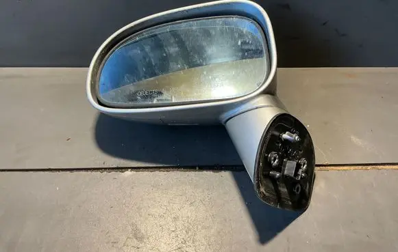 SsangYong Rodius Front door electric wing mirror E4012270
