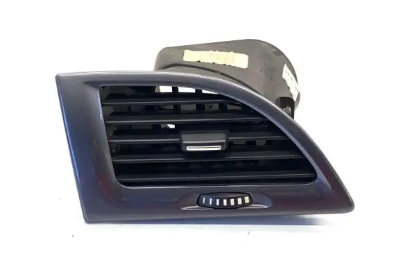 Renault Megane III Rear air vent grill 