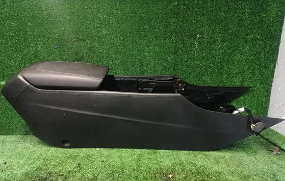 Opel Insignia B Center console 