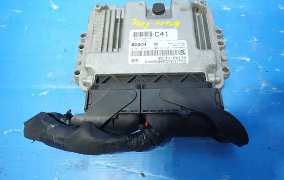KIA Soul Engine control unit/module 39111-2A176